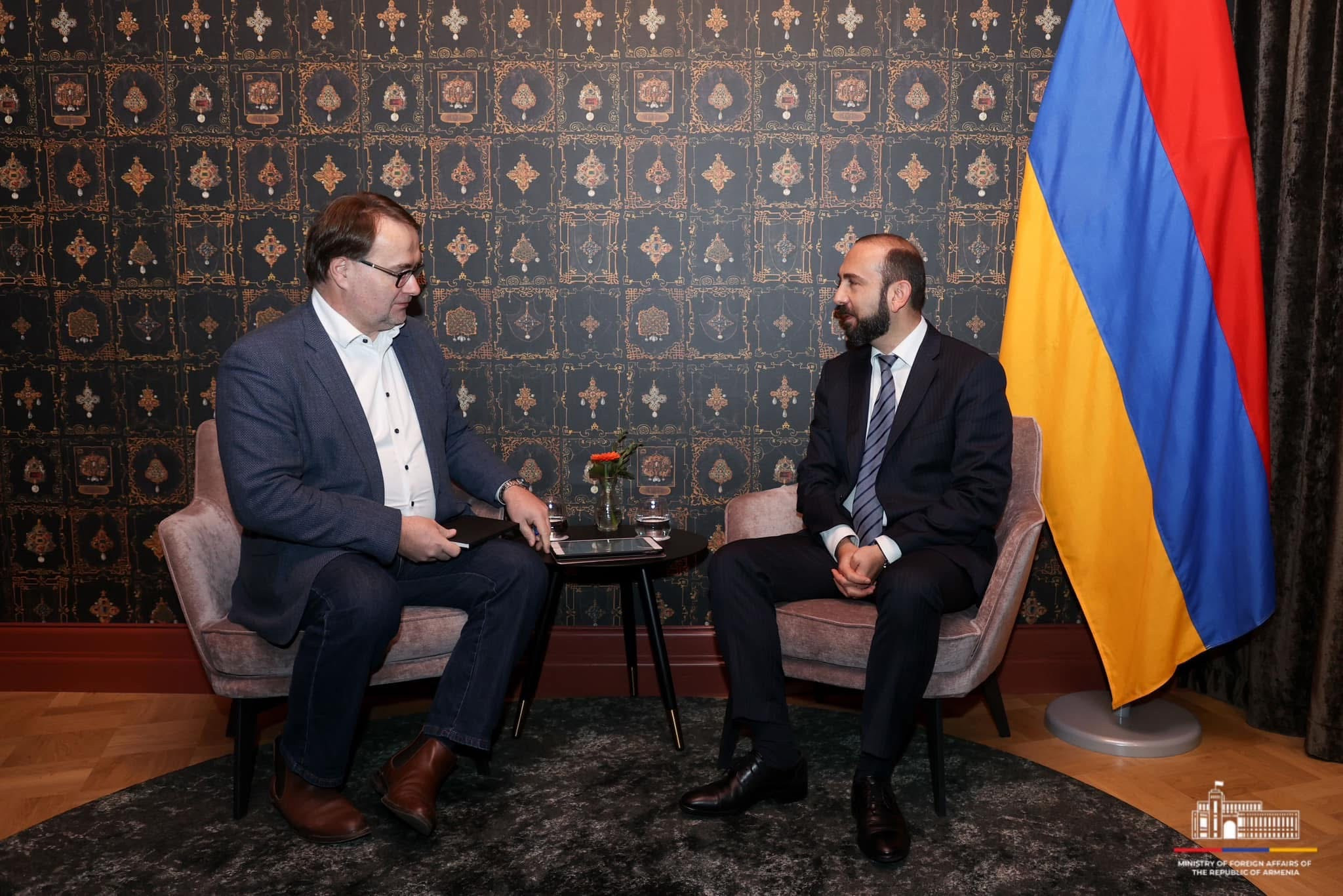 Կարծում էինք, որ ՀԱՊԿ-ը կօգնի մեզ պաշտպանել մեր ինքնիշխանությունն ու տարածքային ամբողջականությունը, բայց անտարբեր վերաբերմունքը հանգեցրեց հիասթափություն. Միրզոյան