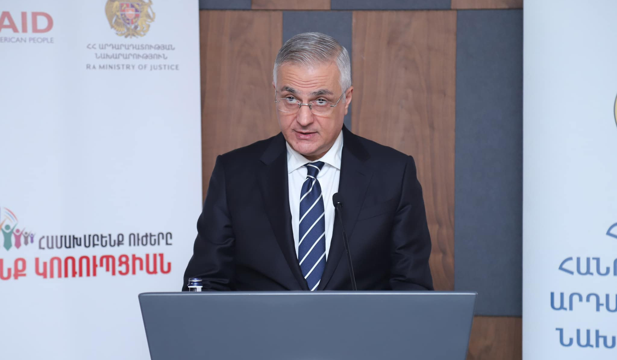 Կառավարությունը վճռական է բոլոր շահագրգիռ կողմերի ներգրավմամբ՝ անզիջում պայքար մղելու կոռուպցիայի դեմ. Մհեր Գրիգորյան