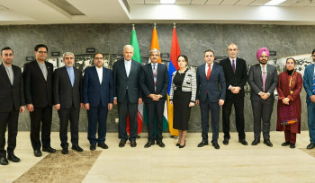 Նյու Դելիում տեղի են ունեցել Հայաստան-Հնդկաստան-Իրան եռակողմ ձևաչափով 2-րդ խորհրդակցությունները