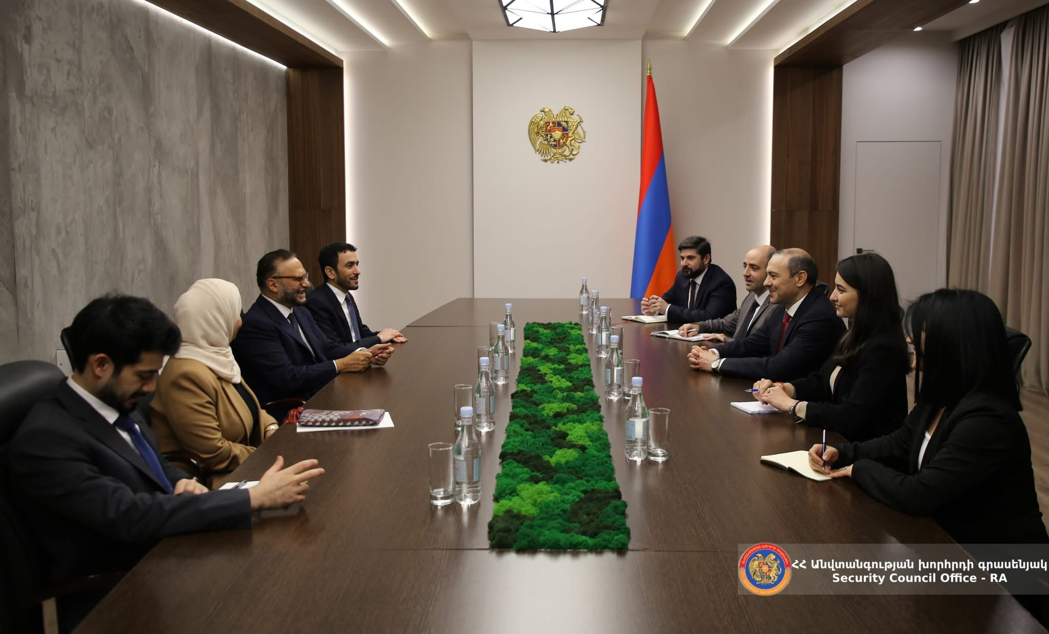 Արմեն Գրիգորյանն ընդունել է ԱՄԷ նախագահի խորհրդական Անվար Գարգաշին