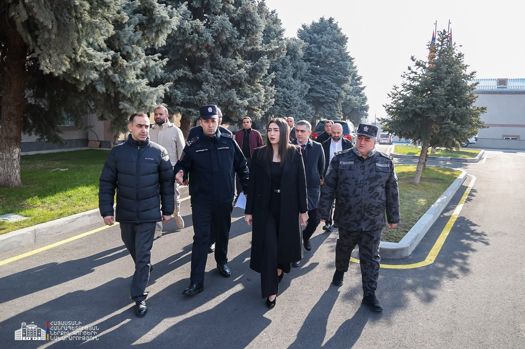 Տեխնիկական հագեցվածություն, աշխատանքային բարվոք պայմաններ՝ քաղաքացիներին բարձրորակ ծառայություններ մատուցելու համար․ ՆԳ նախարարն այցելել է Պարեկային ծառայության