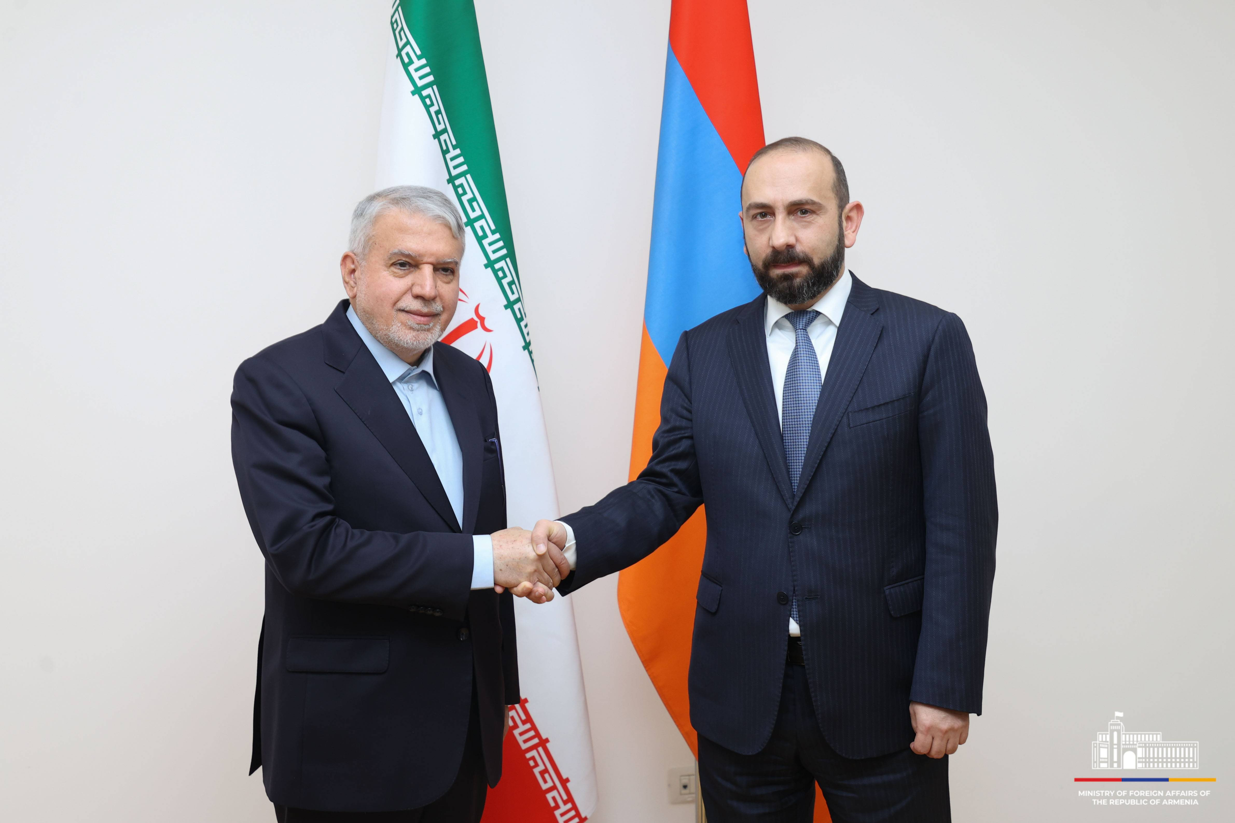 Իրանում հայկական մշակութային ժառանգության հանդեպ հարգանքը երկու ժողովուրդների միջև հազարամյակների պատմություն ունեցող ամուր կապի դրսևորումներից է. Միրզոյանը՝ իրանցի նախարարին