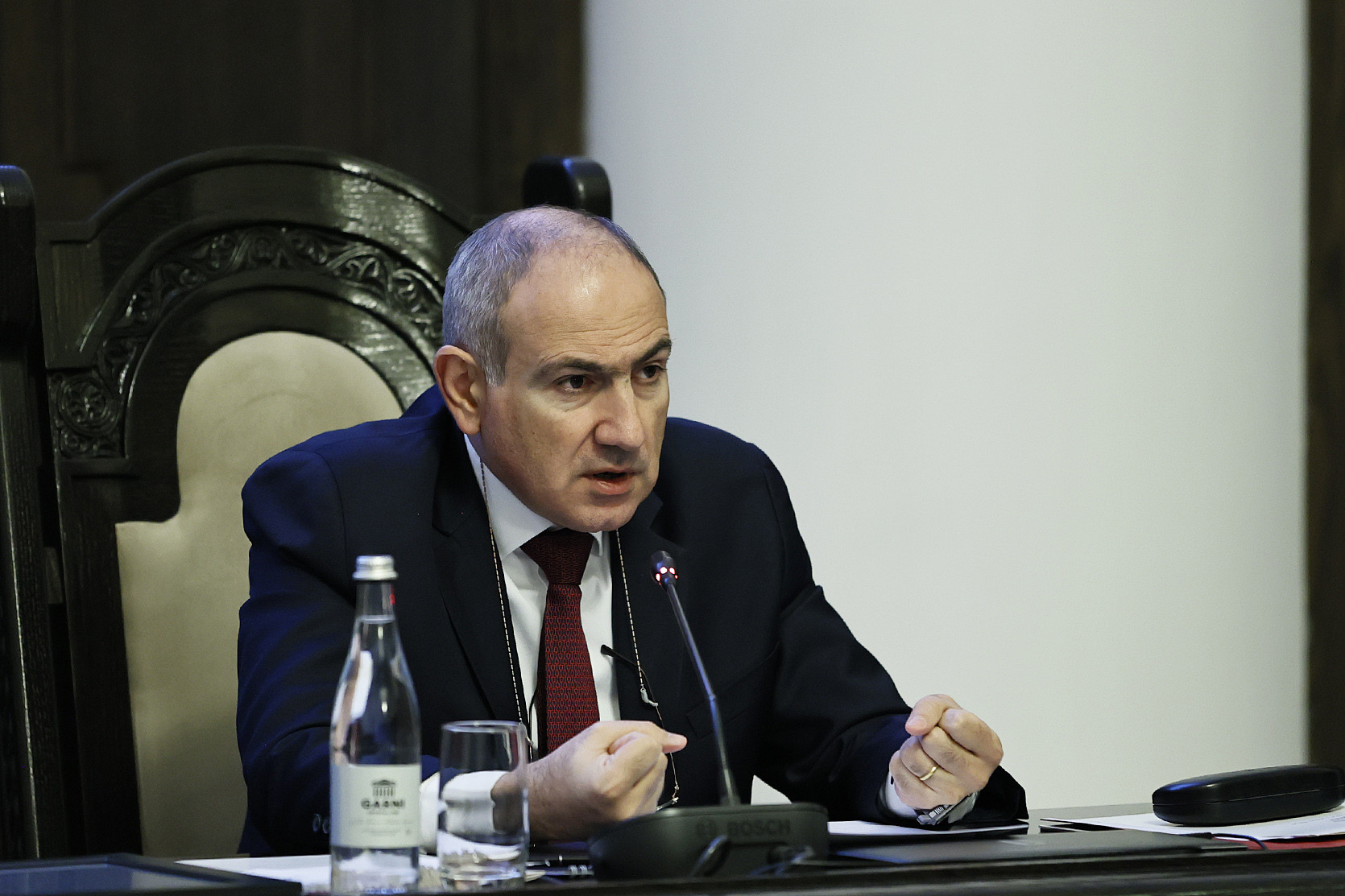 Խաղաղության պայմանագրի համաձայնեցված մասում ասվում է՝ կողմերը պարտավորվում են ապագայում միմյանց նկատմամբ տարածքային պահանջներ առաջ չքաշել. Փաշինյան