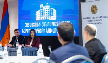 ՆԳ նախարարը ԶԼՄ ներկայացուցիչների հետ քննարկել է նախարարությանը և ենթակա ծառայություններին վերաբերող հարցեր