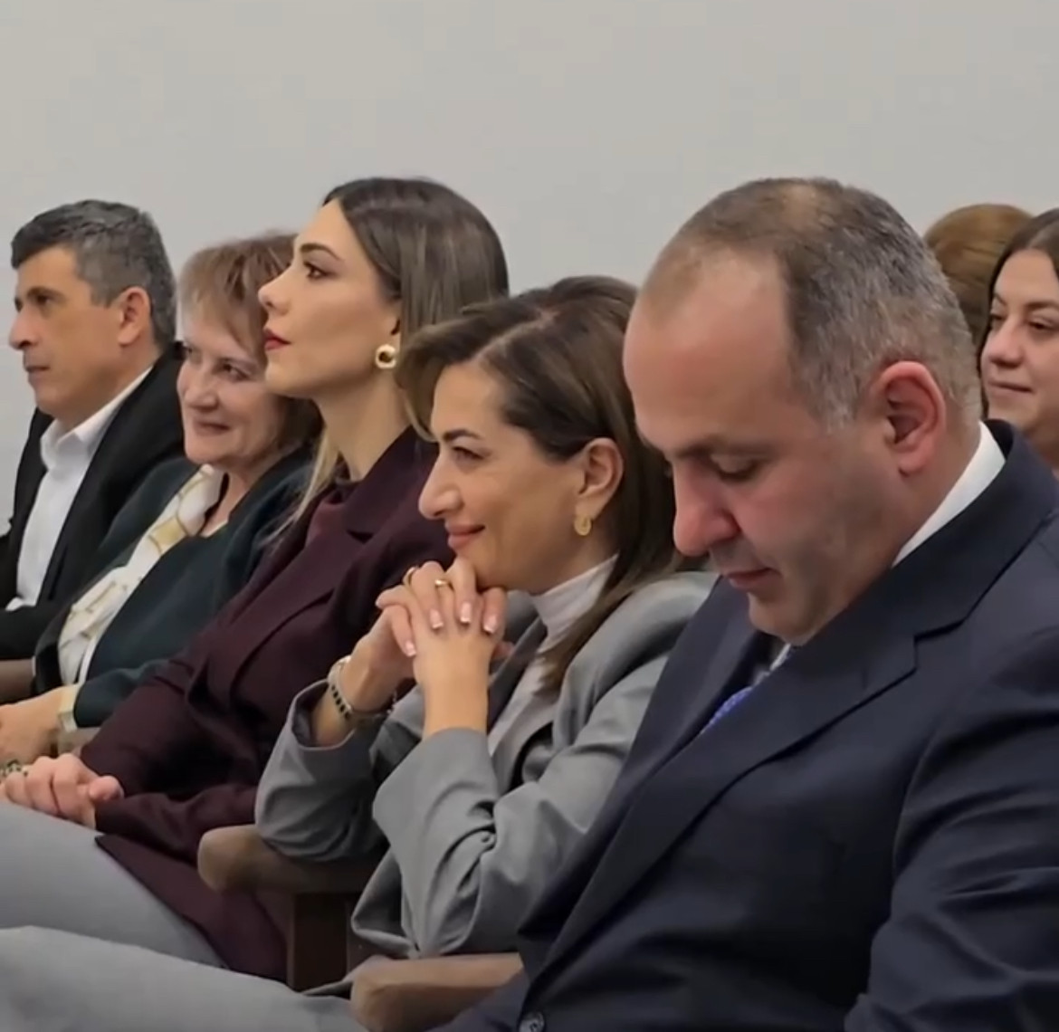 Աննա Հակոբյանը «Աբովյան» ՔԿՀ-ում տոնական համերգի է մասնակցել