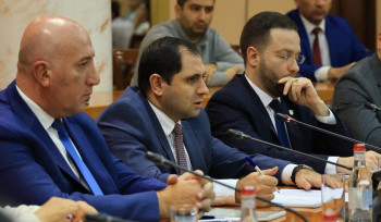 Սուրեն Պապիկյանը հանդիպել է ԶԼՄ ներկայացուցիչների հետ
