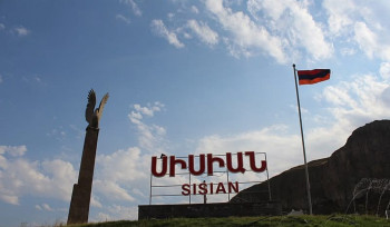 Սիսիան-Լծեն ավտոճանապարհին ավտոբուս է կողաշրջվել