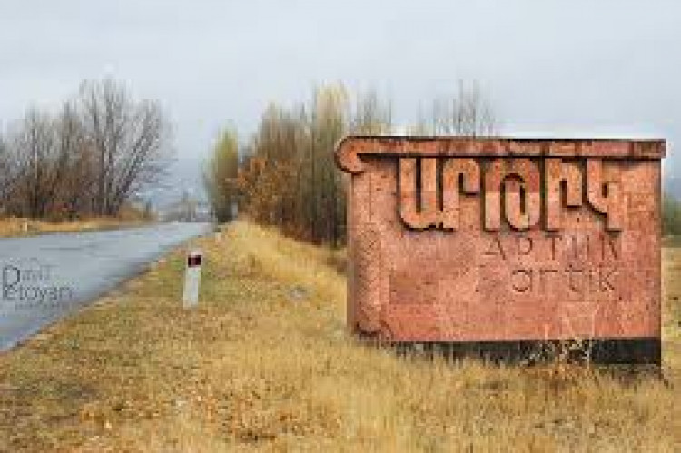Արթիկում 24-ամյա երիտասարդը դանակաhարել է քրոջ ամուսնուն