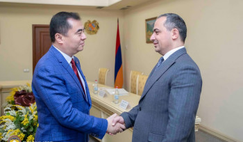 ՀՀ քննչական կոմիտեի նախագահն ընդունել է ՀՀ-ում Չինաստանի Ժողովրդական Հանրապետության արտակարգ և լիազոր դեսպանի ժամանակավոր հավատարմատարին