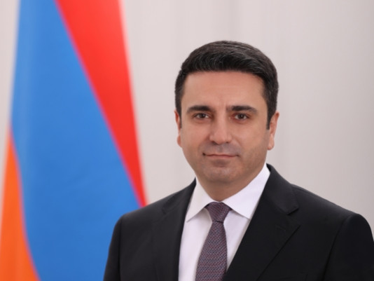 Շատ մոտ ենք երկարատև խաղաղության հաստատմանը, գալիք տարվա ընթացքում շարունակելու ենք այդ աշխատանքը. Ալեն Սիմոնյանի ուղերձը (տեսանյութ)