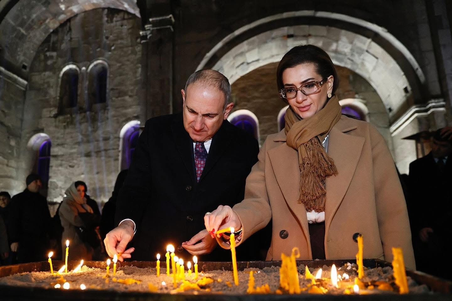 Փաշինյանը ներկա է գտնվել Սուրբ Ծննդյան տոնին նվիրված հոգևոր երաժշտության փառատոնին (լուսանկարներ)