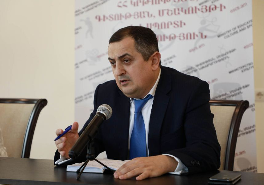 Չեմ հեռանում սպորտից. Կարեն Գիլոյանը մեկնաբանել է պաշտոնից հեռանալու որոշումը