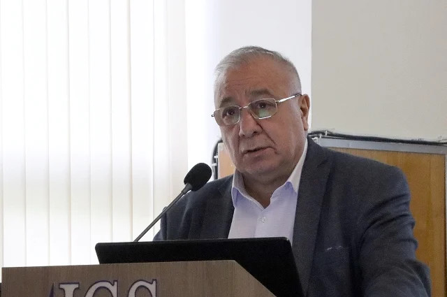 Կյանքից հեռացել է ակադեմիկոս Լևոն Թավադյանը
