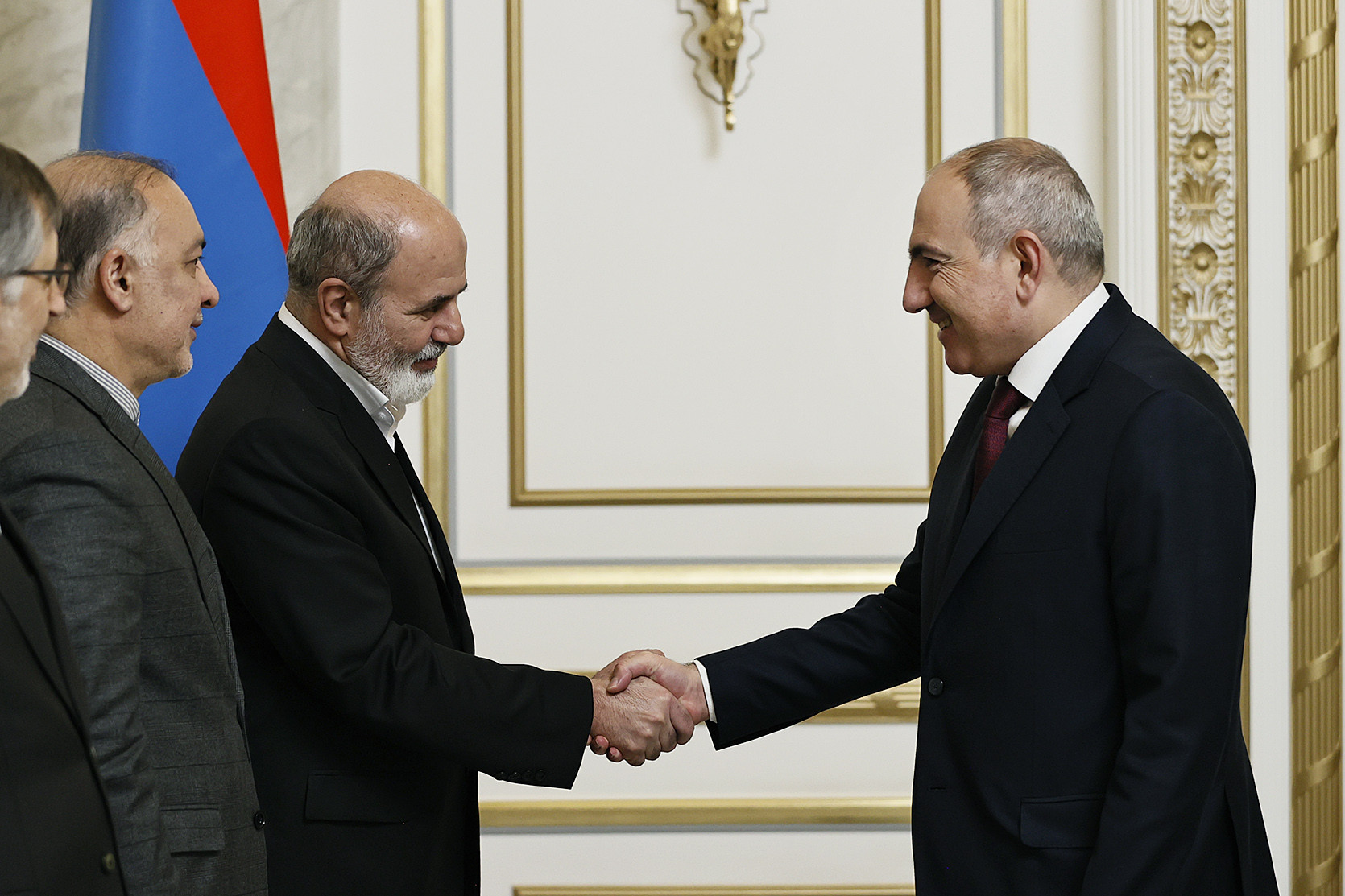 Իրանն աջակցում է «Խաղաղության խաչմերուկ» նախագծի իրականացմանը. Փաշինյանն ընդունել է Ալի Աքբար Ահմադիանին