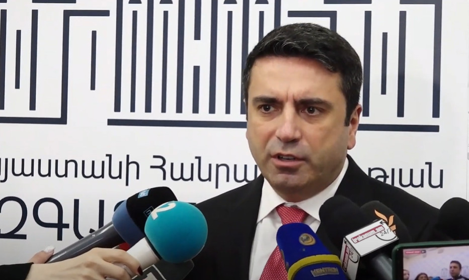 Բոլորս էլ սխալվում ենք. Ալեն Սիմոնյանը՝ Աղդամն իր հայրենիքը համարելու մասին