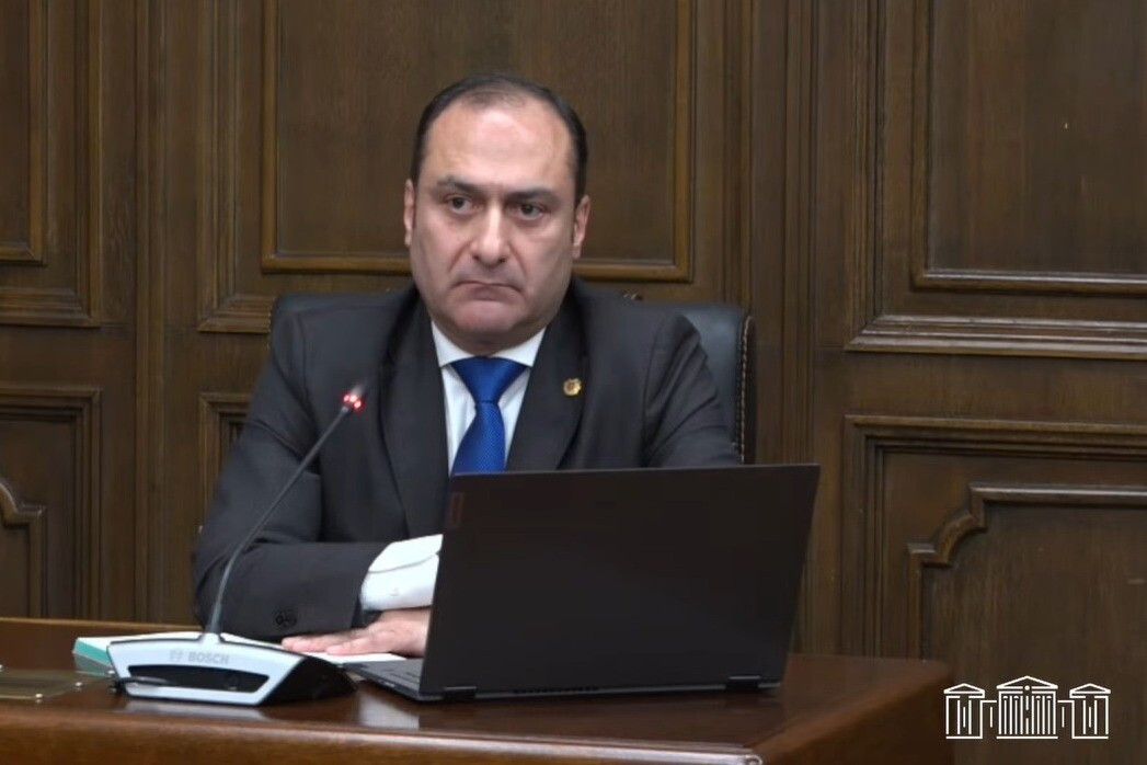 Հայաստանը չի կարող միաժամանակ անդամակցել ԵԱՏՄ-ին և ԵՄ-ին․ դրանք անհամատեղելի կառույցներ են. Արտակ Զեյնալյան
