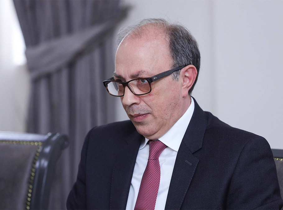 «Պատմական», թե «իրական» Հայաստանի հակադրման փոխարեն հանրությանը պետք է ներկայացնել «իրական Ադրբեջանը», որը չի ցանկանում խաղաղվել․ Արա Այվազյան