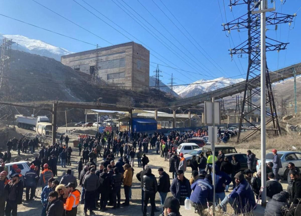 ԶՊՄԿ ղեկավարությունը սպառնում է հարկադիր պարապուրդի ուղարկել աշխատավարձի բարձրացման պահանջով գործադուլ անող աշխատակիցներին