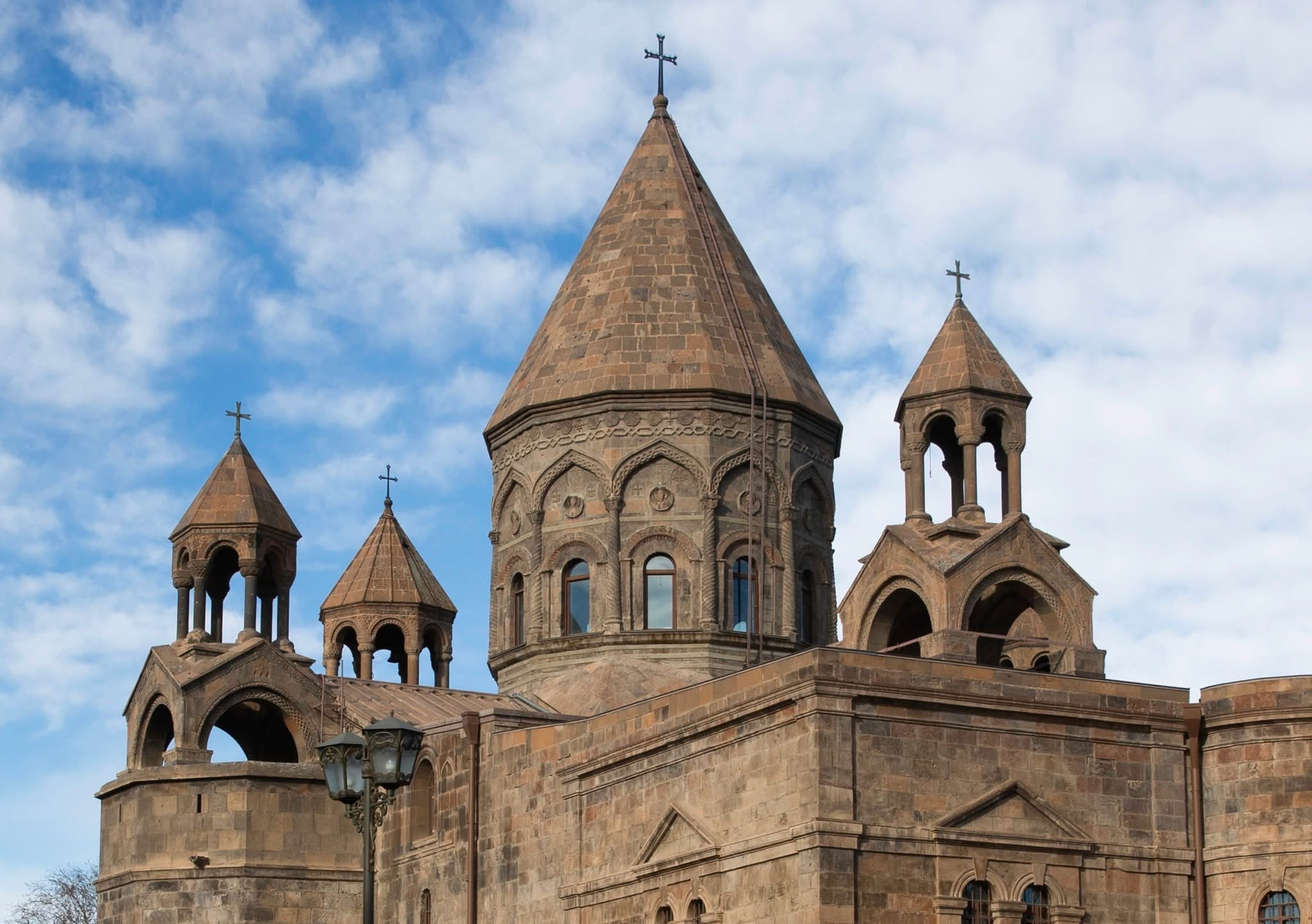 Ամենայն Հայոց Կաթողիկոսի հայրապետական տնօրինությամբ կատարվել են եկեղեցականների նոր նշանակումներ