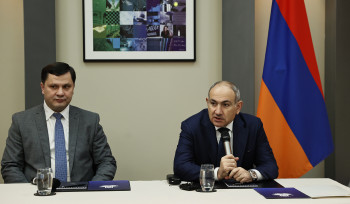 Նիկոլ Փաշինյանը հանդիպում է ունեցել Ֆրանսիայի հայ համայնքի ներկայացուցիչների հետ
