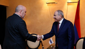 Մյունխենում Փաշինյանը հանդիպում է ունեցել Ֆերիդուն Սինիրլիօղլուի հետ. կարևորվել է խաղաղության գործընթացը
