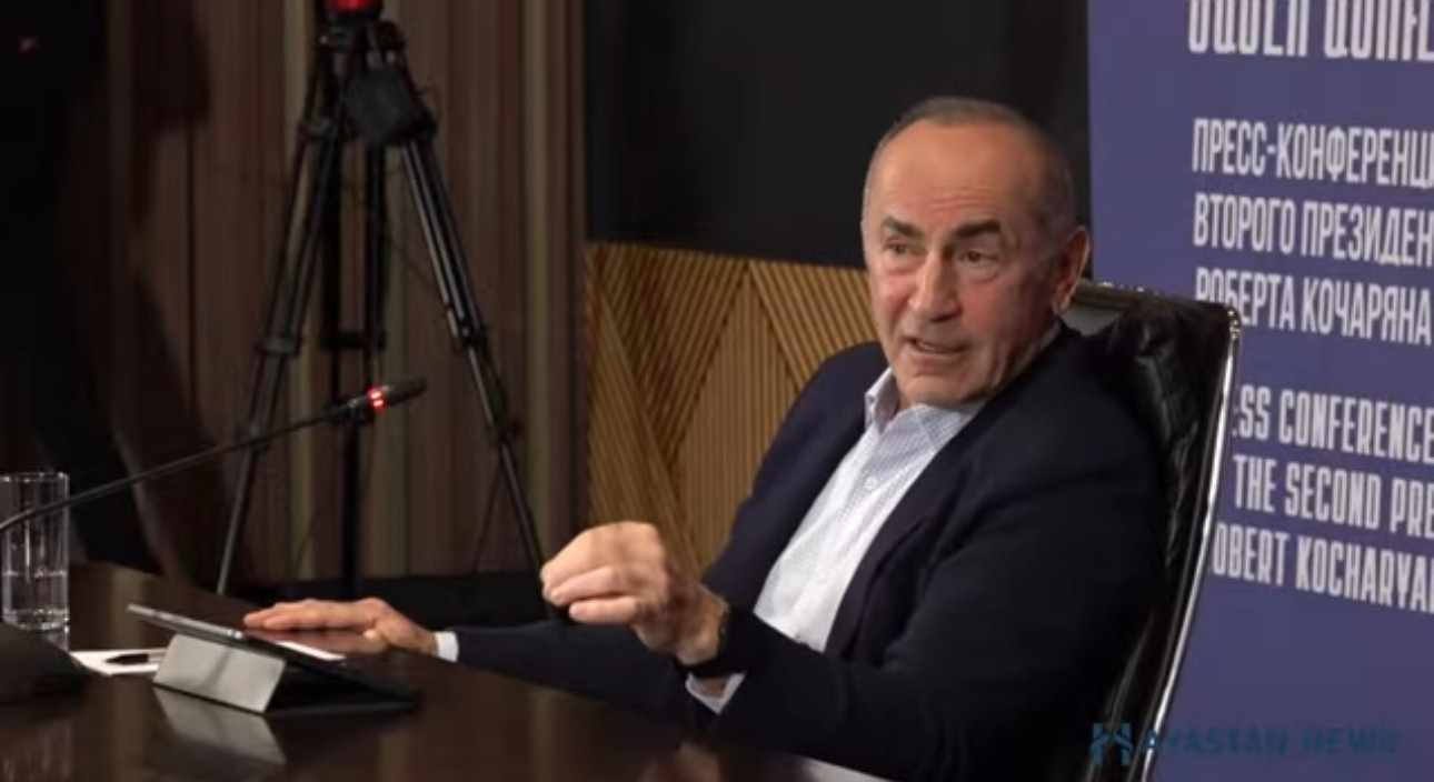 Ալիևին ասել եմ` Սադարակում մեզ տարածք տվեք, որ Իրանի հետ սահման ունենանք, ասում է` սահման ենք կորցնում Թուրքիայի հետ, ասացի` Իրանն էլ մեզ համար է կարևոր. Ռոբերտ Քոչարյանը պատմեց իր ու Ալիևի զրույցի մասին