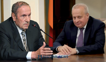 Լևոն Տեր-Պետրոսյանն իր առանձնատանը հանդիպել է ՌԴ դեսպանի հետ