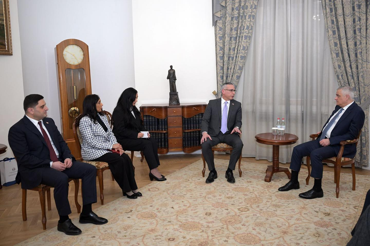 Մհեր Գրիգորյանն ընդունել է Հայաստանում Դոմինիկանայի Հանրապետության դեսպանին