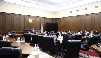 Փակուղուց դուրս գալու ելքեր կան. Տիգրան Աբրահամյանը՝ ուսանողներին