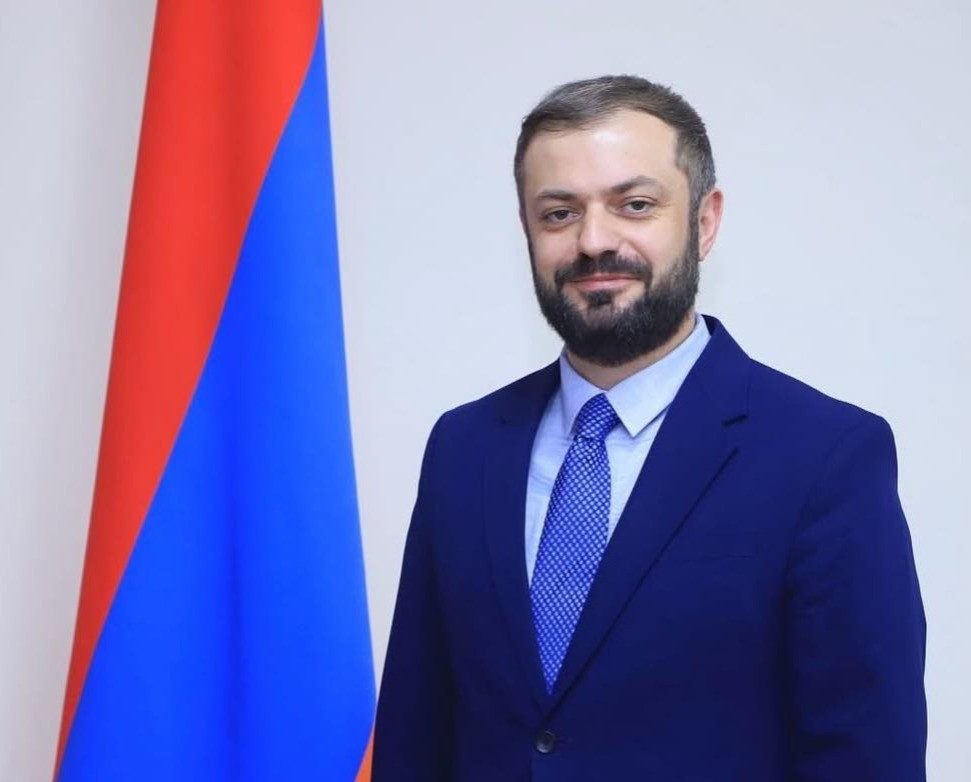 Քիթդ միշտ բարձր, Հայաստան ջան, ուշադրություն դարձրեք, թե որտե՞ղ էինք 2017-ին․ Գևորգ Պապոյան