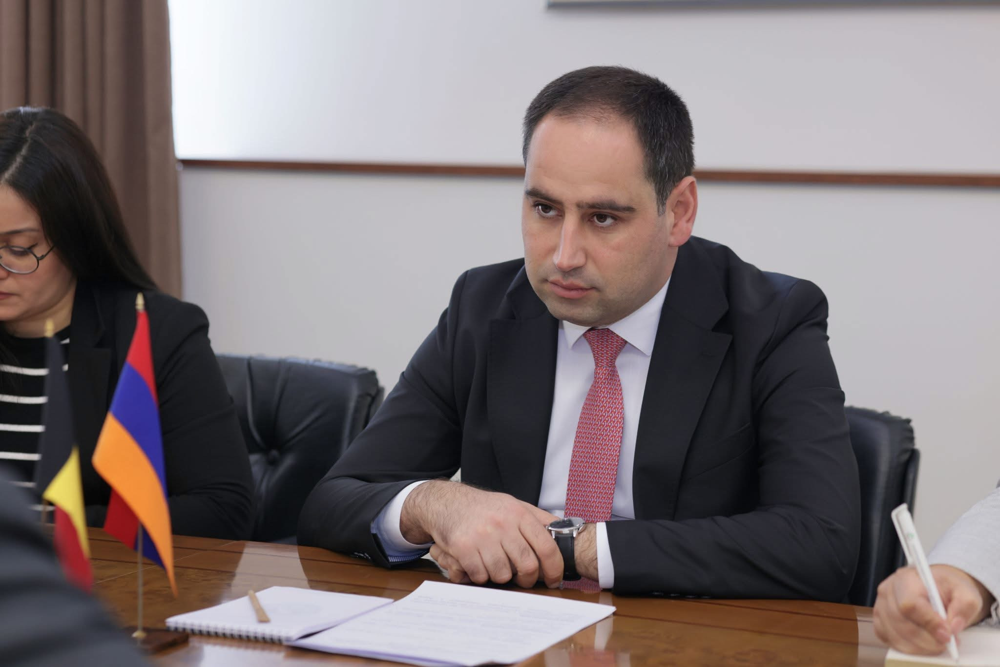 Դավիթ Խուդաթյանն ընդունել է Բելգիայի դեսպանին