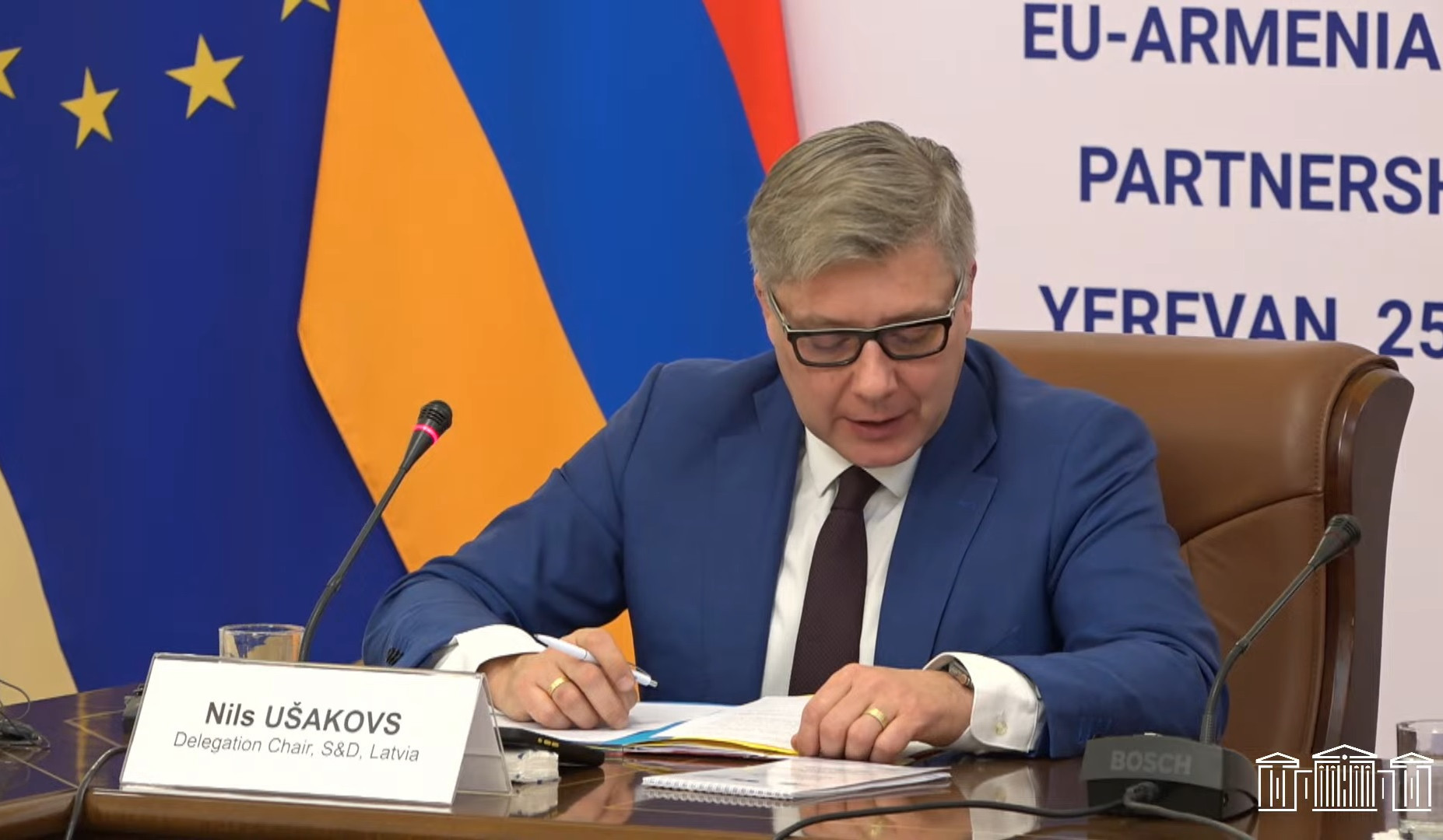 Կոչ ենք անում, որ Անկարան սահմանային հարցերն առանձնացնի Հայաստան-Ադրբեջան հարաբերությունների օրակարգից. Ուշակովս