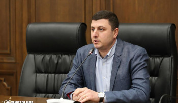 Որքան էլ ՀՀ այսօրվա իշխանությունը թուլամտություն է դրսևորում Սումգայիթում, Բաքվում, Կիրովաբադում, Մարաղայում հայերի նկատմամբ տեղի ունեցած սպանդի մասին, դրանք միջազգայնորեն ամրագրված փաստեր են․ Տիգրան Աբրահամյան