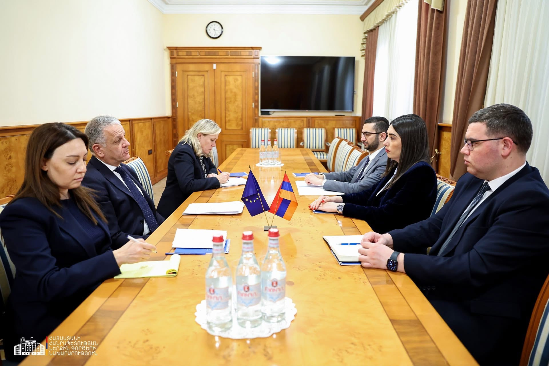 ՆԳ նախարարն ու ԵՄ պատվիրակության ղեկավարը վիզաների ազատականացման ուղղությամբ նախանշել են առաջիկա անելիքները