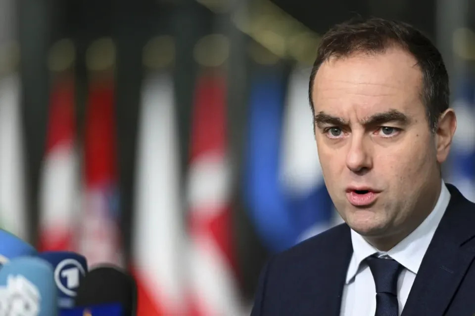Եվրամիությունը կարող է Կիևի համար իր տարածքում սպառազինությունների պահեստ ստեղծել . Լեկոռնյու