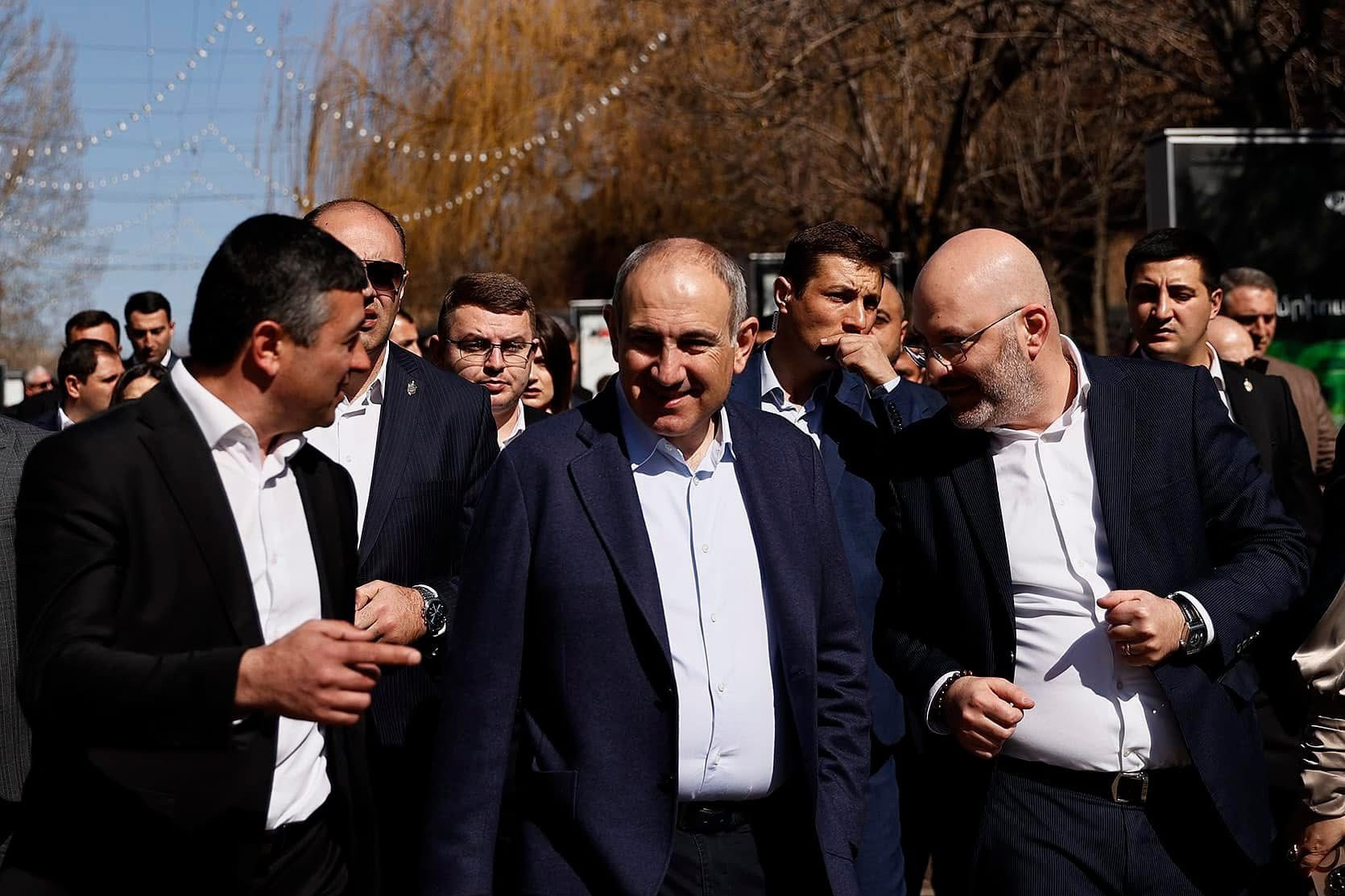 Սարի պես մեր Սարիկի թիկունքին. Շիրակի մարզպետը գնում է արձակուրդ` ղեկավարելու նախընտրական շտաբը