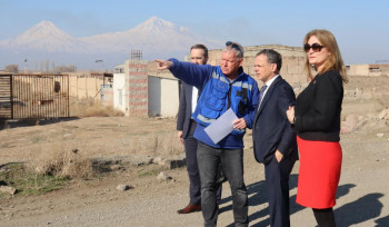 Նիդեռլանդների ԱԳ նախարարն այցելել է հայ-ադրբեջանական սահմանային գոտի