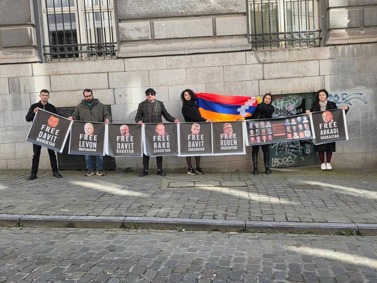 Բողոքի ակցիա Բրյուսելում՝ ի պաշտպանություն Բաքվի բանտում ապօրինի պահվող հայ գերիների