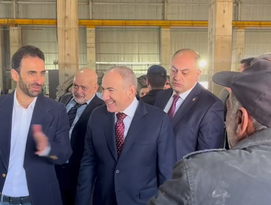 Երասխից ադրբեջանական կրակոցների պատճառով Արարատ տեղափոխված «աղմկահարույց» մետաղաձուլարանն արդեն աշխատում է․ Նիկոլ Փաշինյան