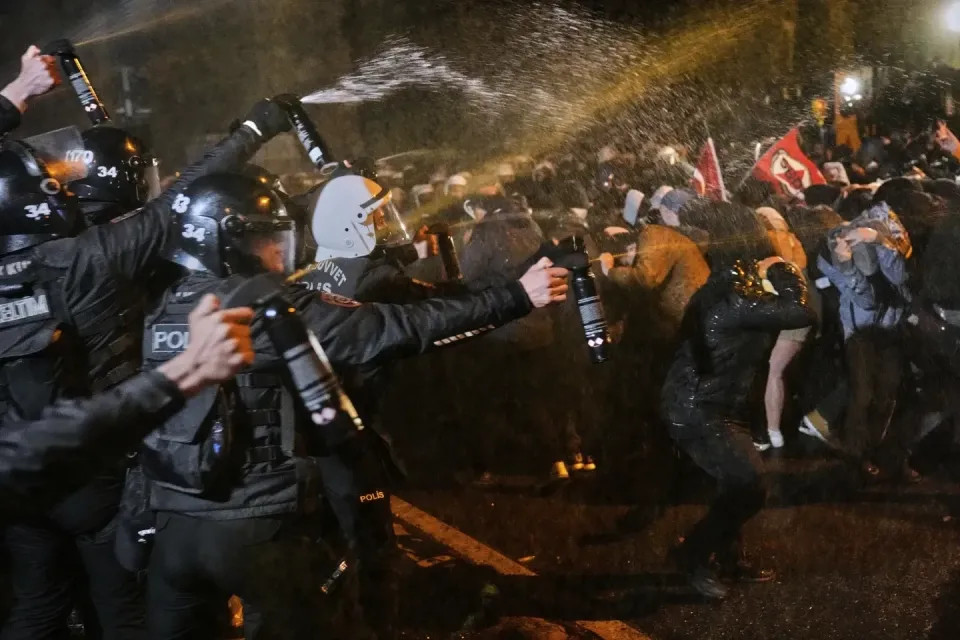 Թուրքիայում բողոքի ցույցերի արդյունքում ձերբակալվել է 350 մարդ