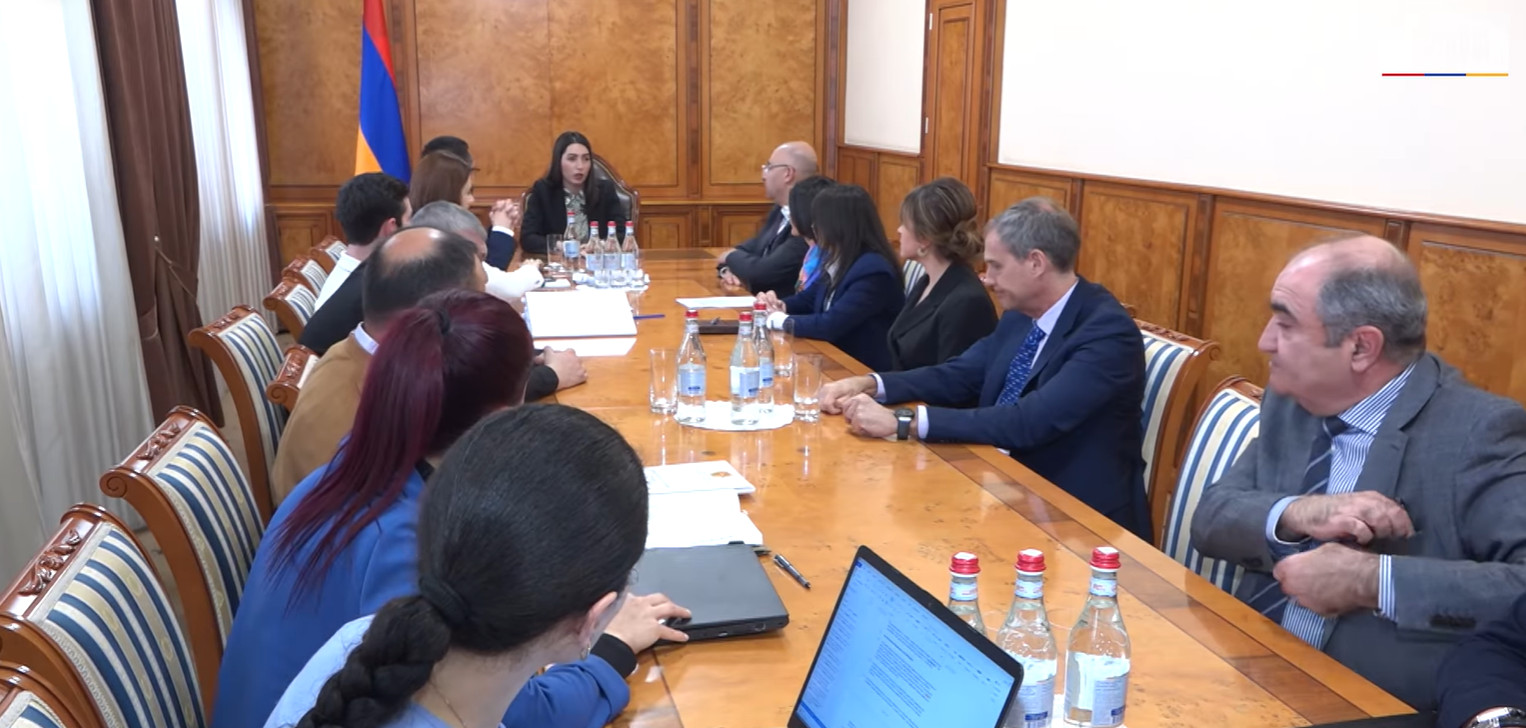 Վահե Հովհաննիսյանն ու Հայաստանի արդյունաբերողների և գործարարների միության անդամները քննարկել են հարկային քաղաքականության հեռանկարները