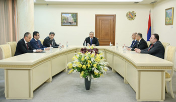 Քննչական կոմիտեի նախագահը ներկայացրել է Տնտեսական հանցագործությունների և մաքսանենգությունների քննության գլխավոր վարչության նորանշանակ պետ Վաղինակ Մարտիրոսյանին (լուսանկարներ)