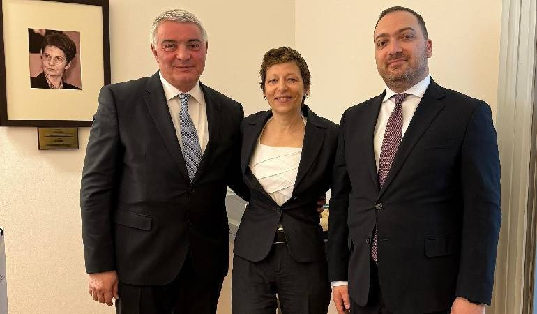 ՀՀ ԱԳՆ գլխավոր քարտուղարը հանդիպել է Սլովենիայի ԱԳՆ ռազմավարական հետազոտությունների և վերլուծությունների ծառայության տնօրենի հետ