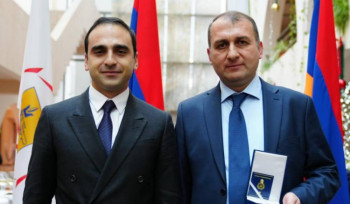 Քաղաքապետարանի պաշտոնյաներից մեկի խափանման միջոցը փոխվել է տնային կալանքի, մյուսների կալանքի ժամկետը երկարացվել է․ «Հրապարակ»