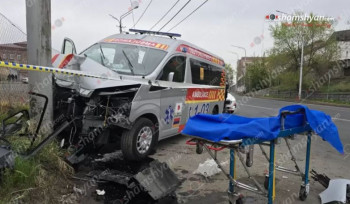 Շտապօգնության մեքենայի վարորդի աչքը կպել է, քնել է, տեսագրությունը կա. մանրամասներ՝ ողբերգական ավտովթարից․ News.am