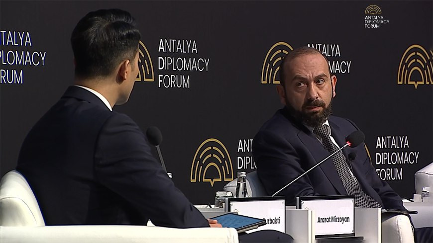 Հայաստանի և Ադրբեջանի միջև դե ֆակտո հակամարտություն չկա․ Արարատ Միրզոյան