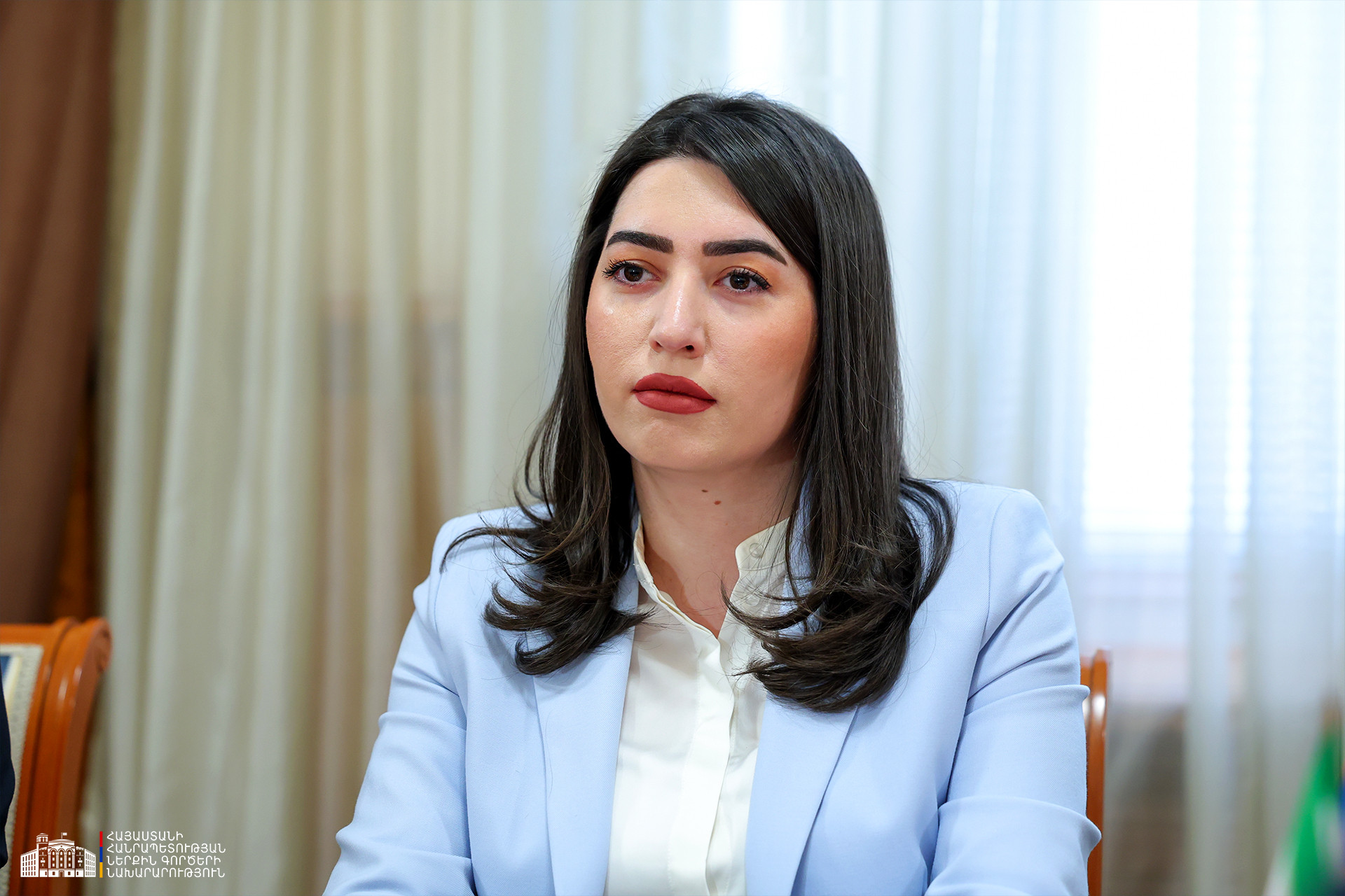 Սիրելի՛ ծառայողներ, դուք եք ներկայացնում Ոստիկանությունը հանրությանը, ձեր աշխատանքով է գնահատվում նաև Հայաստանի Հանրապետությունը․ եղե’ք արժանի  ձեր կոչմանը․ ՆԳ նախարարի ուղերձը
