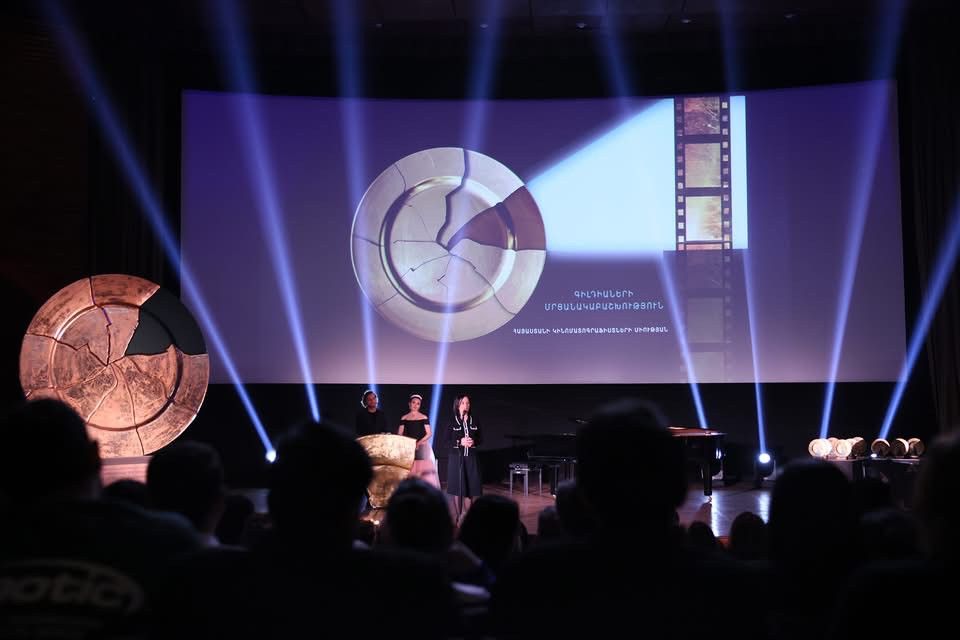 Հայ կինոյի օրվա կապակցությամբ մի շարք կինոգործիչներ և աշխատակիցներ պարգևատրվել են մեդալներով, պատվոգրերով ու շնորհակալագրերով. ԿԳՄՍՆ (լուսանկարներ)