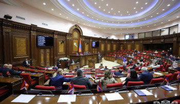 ԱԺ խմբակցություններն իրենց դիրքորոշումներն են հայտնել Կառավարության զեկույցի վերաբերյալ