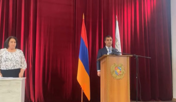 Վալոդյա Գրիգորյանը երդմամբ ստանձնել է Փարաքարի համայնքապետի պաշտոնը
